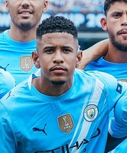Sávio (footballer, born 2004)